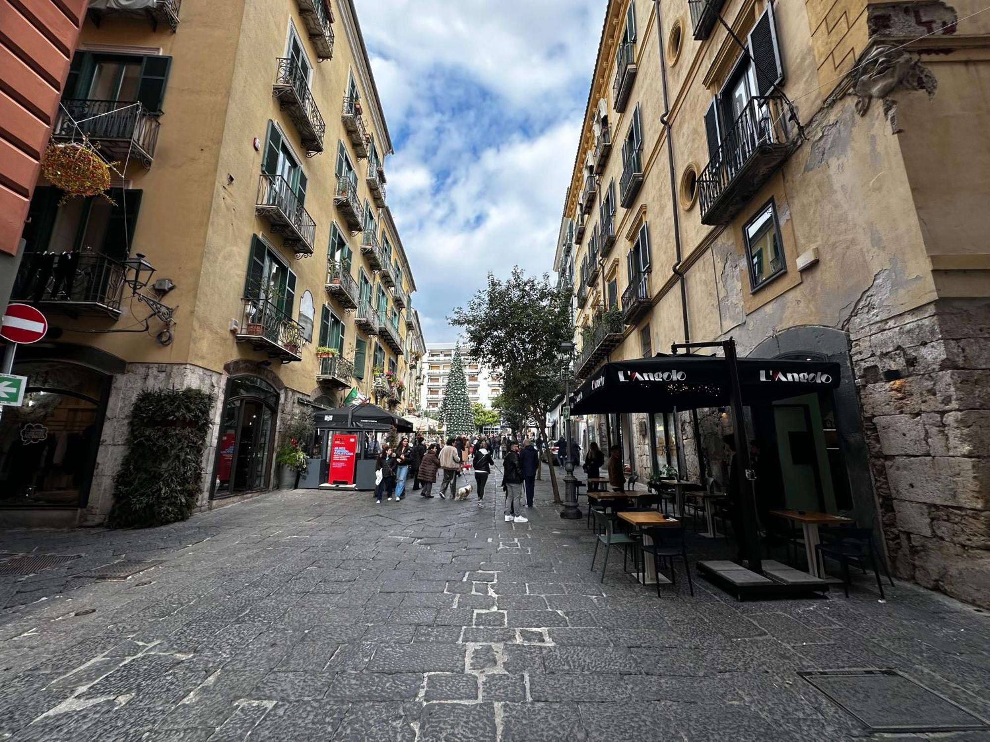 Salerno Casa Vacanze エクステリア 写真
